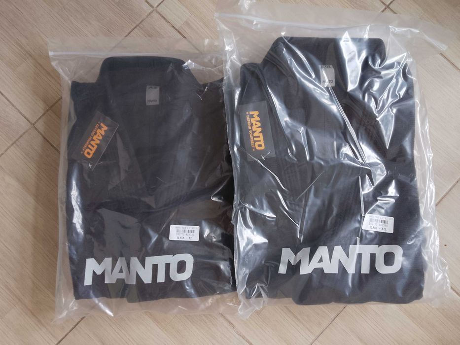 GI за бразилско джиу-джицу MANTO Rise 2.0 черно