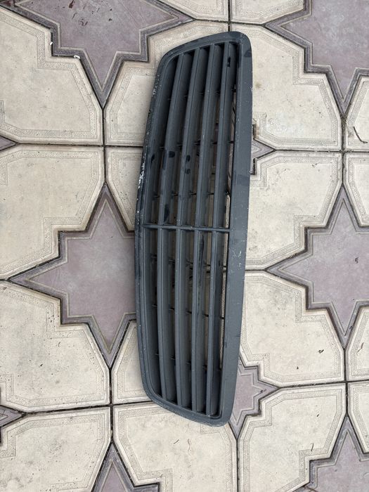 Решетка радиатора Мерседес w220