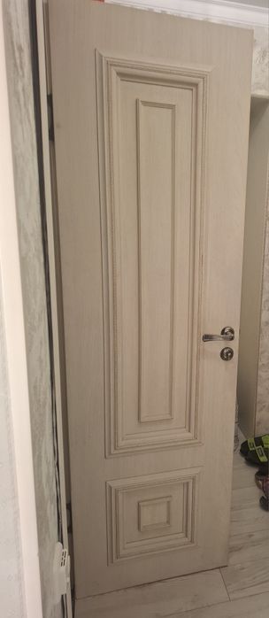 Продам срочно две двери 60 и 80!