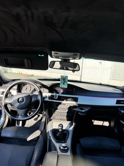 Bmw 320d- E90   M Pachet! (motor M47 cu distributie pe fata)