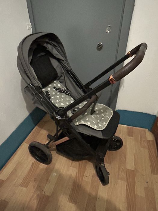 Продам коляску teknum