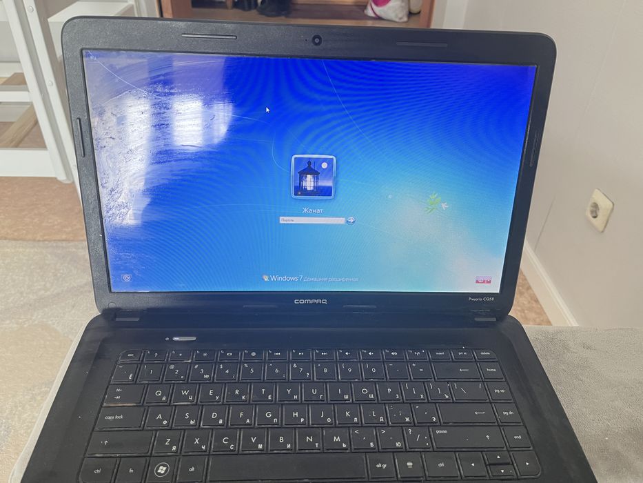 Ноутбук qompaq Presario CQ58
