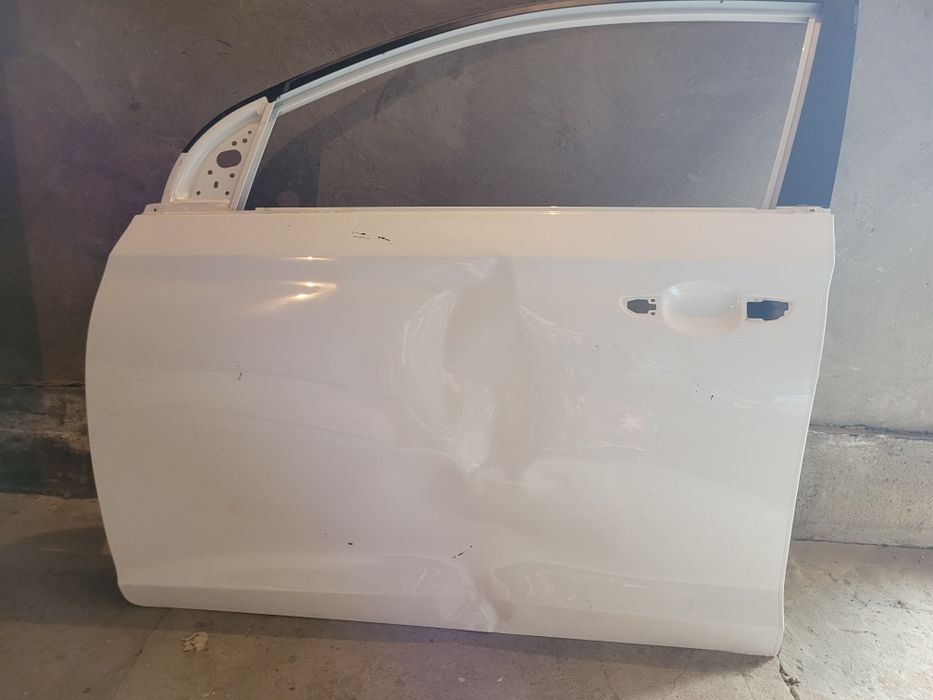 Продам двери машин