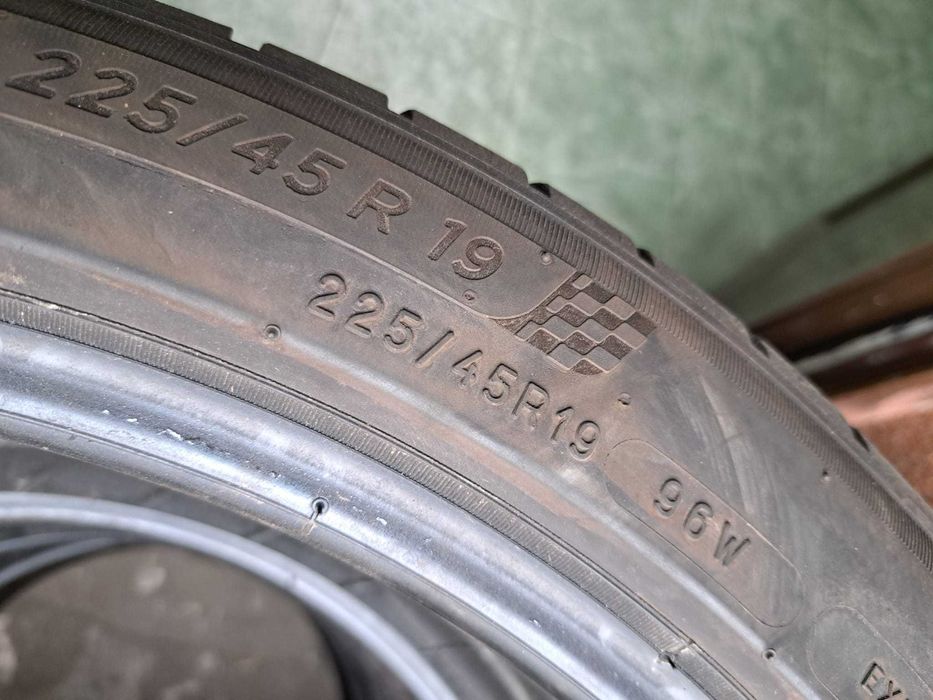 4 anvelope 225/45 R19 Michelin