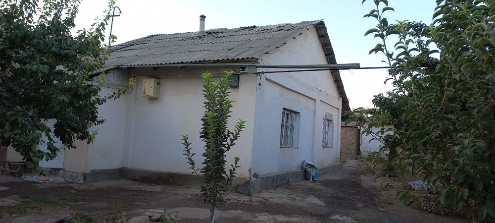 Продается 4 комнатный дом в городе Янгиюль