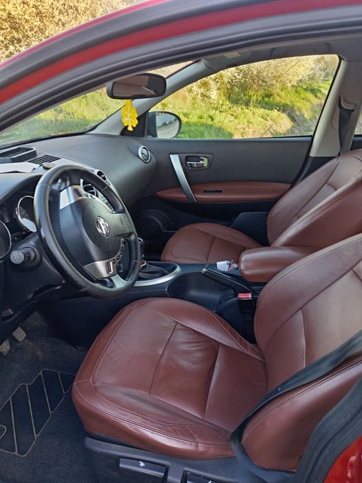 Vând Nissan Qashqai