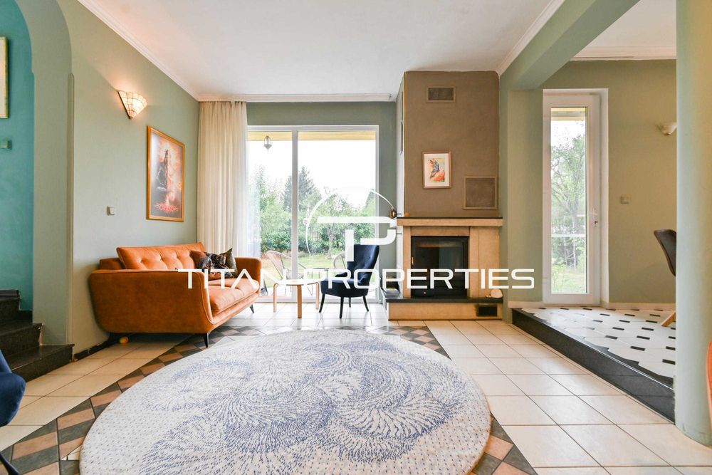 Продава се Къща в Банкя - 364 кв.м за 3297 €/кв.м - Снимка #1