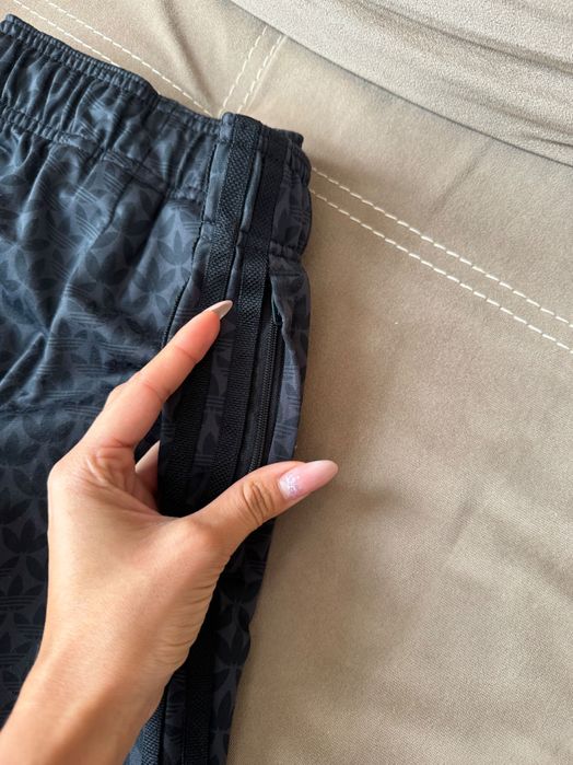 Детско долнище Adidas