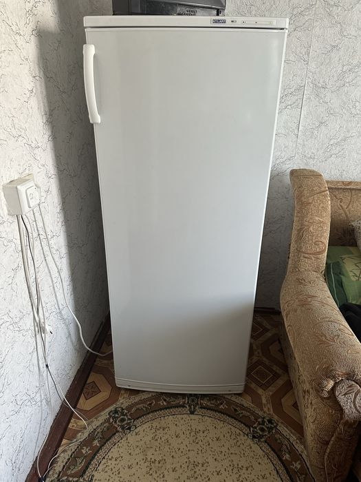 Продам морозилку