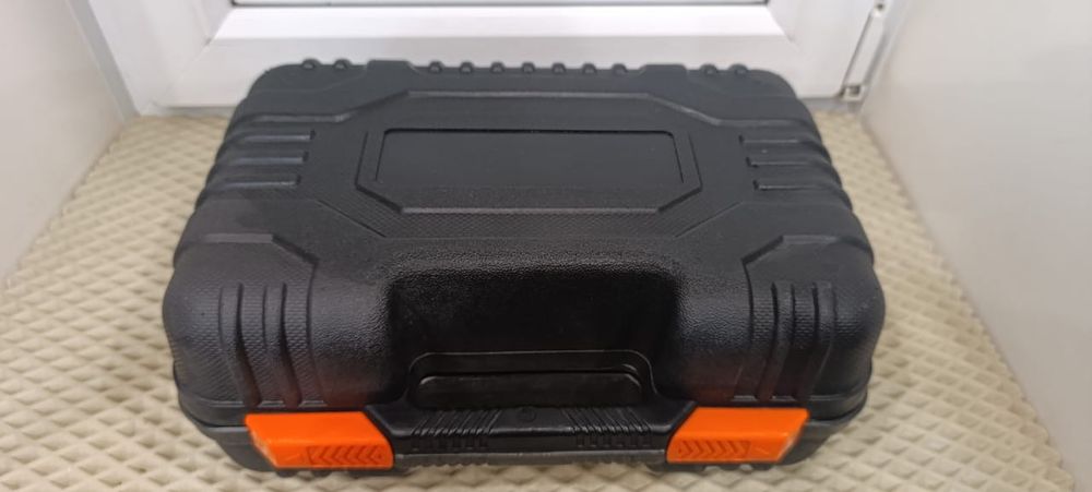 Автомобильный компрессор