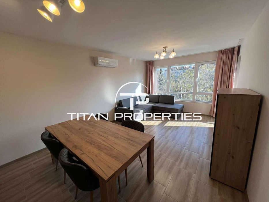 Дава се под наем Тристаен апартамент в Варна, Център - 104 кв.м за 1380 € - Снимка #3