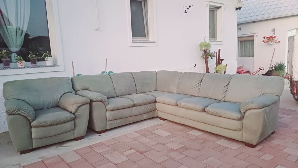 Super preț! Colțar living+fotoliu