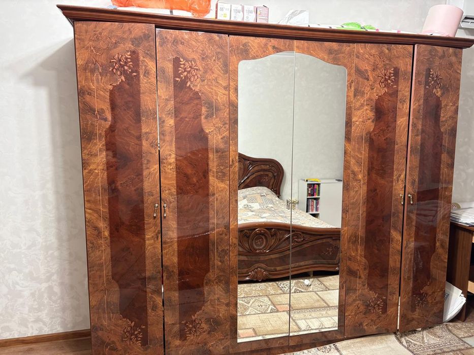 Жатын бөлмесі гарнитуры сатамын