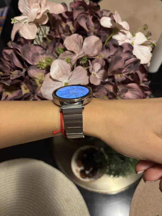 Huawei smart watch сребърно-златен
