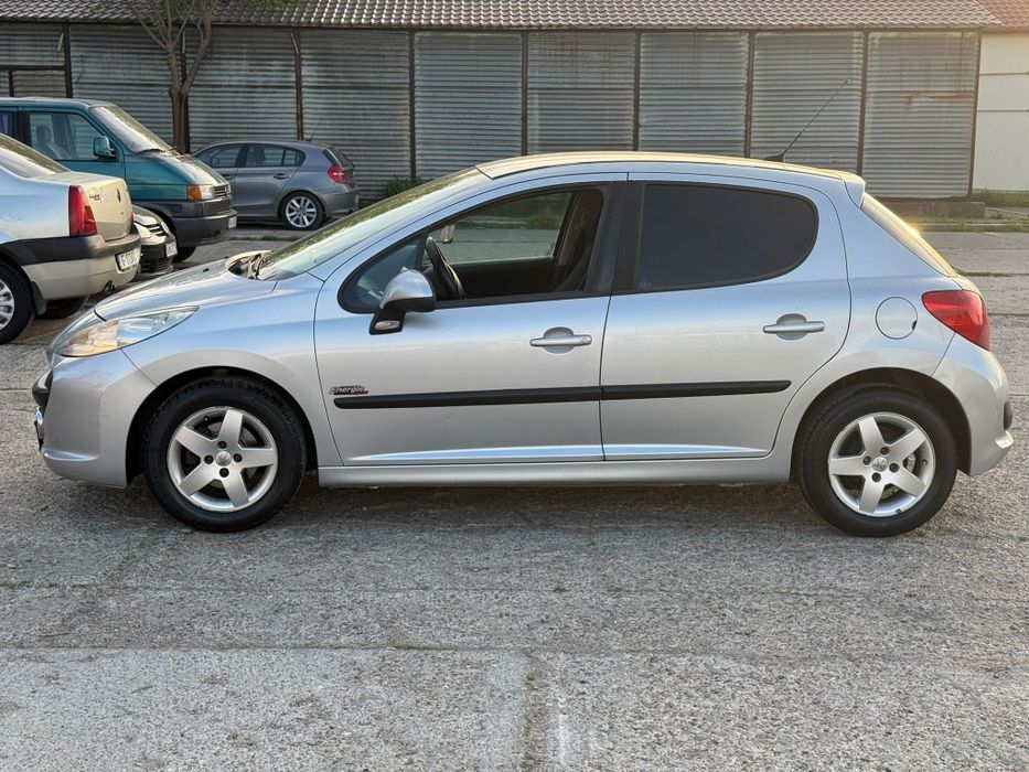 Peugeot 207 Facelift 2010 GPL