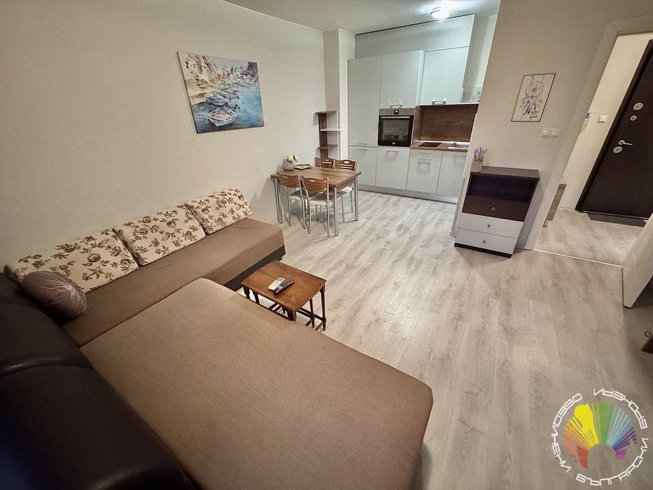 Дава се под наем Двустаен апартамент в Бургас, Лазур - 65 кв.м за 433.5 € - Снимка #6