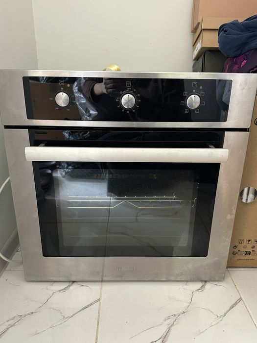 Продается духовая печь Franke