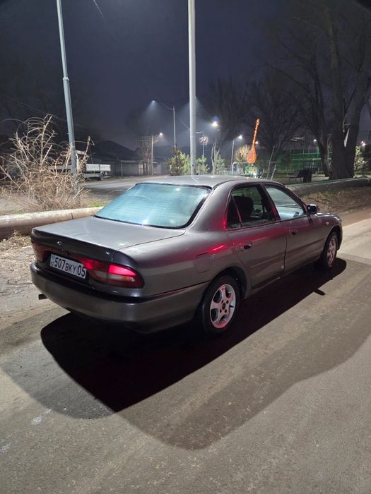 Авто Галант Продам 1996