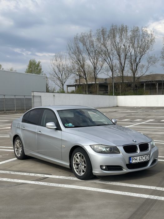BMW SERIA 3 2010