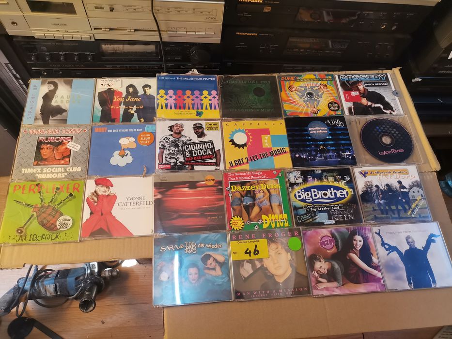 Pachet cd uri cd player singleuri Paula etc
