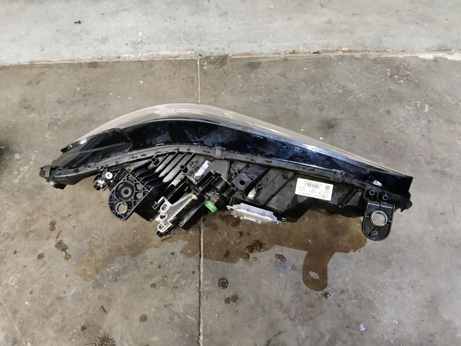 Far fata stanga cu Xenon si LED Alfa Romeo GIULIA 2016-2023 Cod 50553226 / 05E18-T1