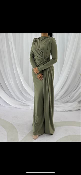 Платье вечернее