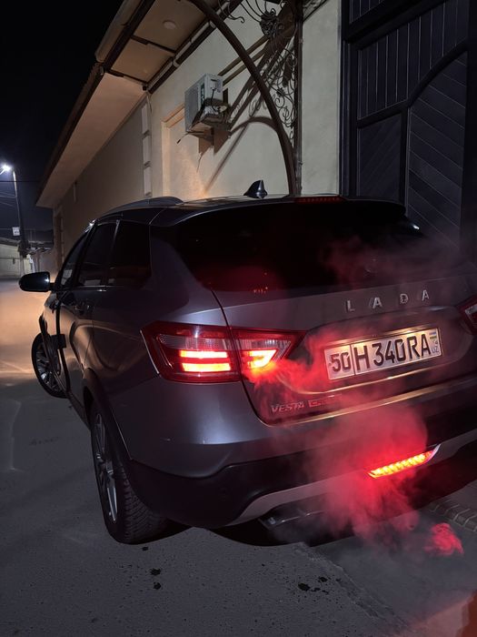 Lada vesta sw cross 1.8l robot