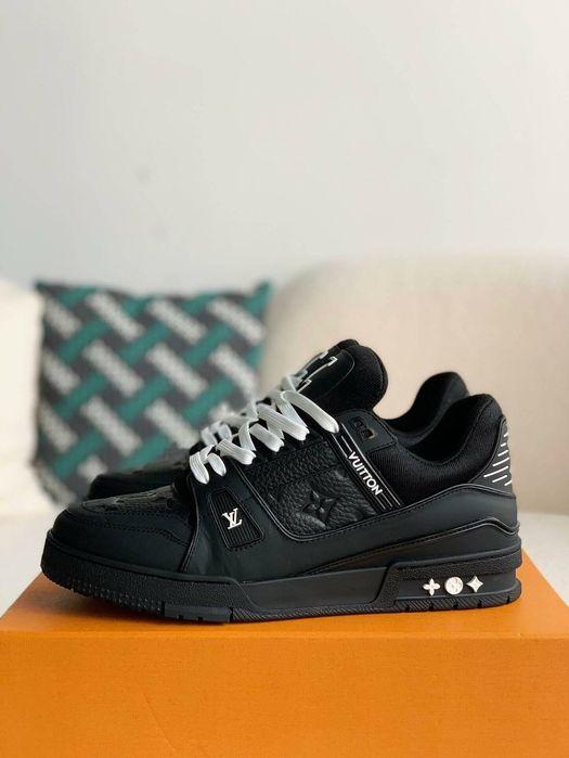 Lv trainer Black calitate premium