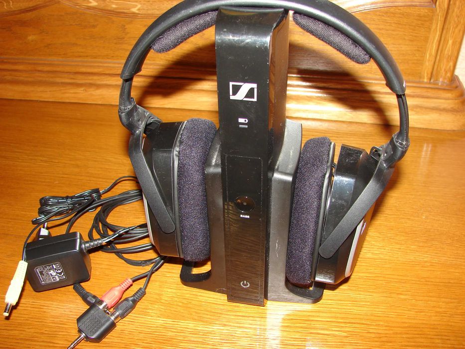 Căști audio Hi-Fi  Sennheiser, SteelSeries, Teufel