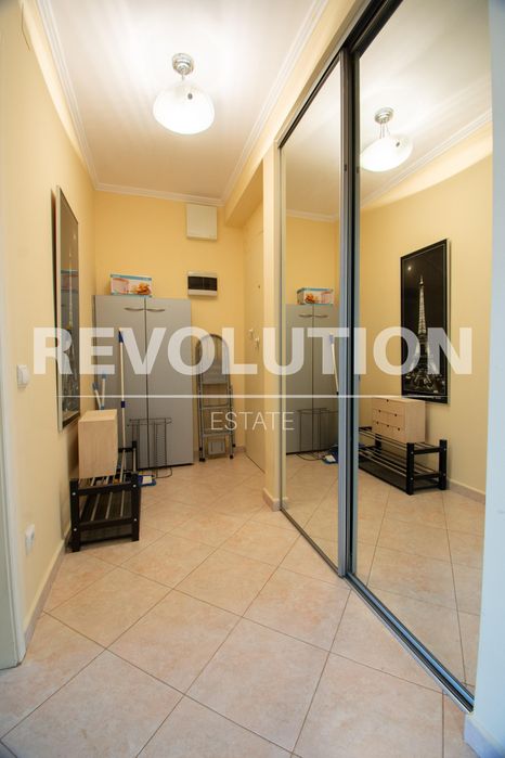 Дава се под наем Двустаен апартамент в София, Лозенец - 66 кв.м за 725 € - Снимка #4