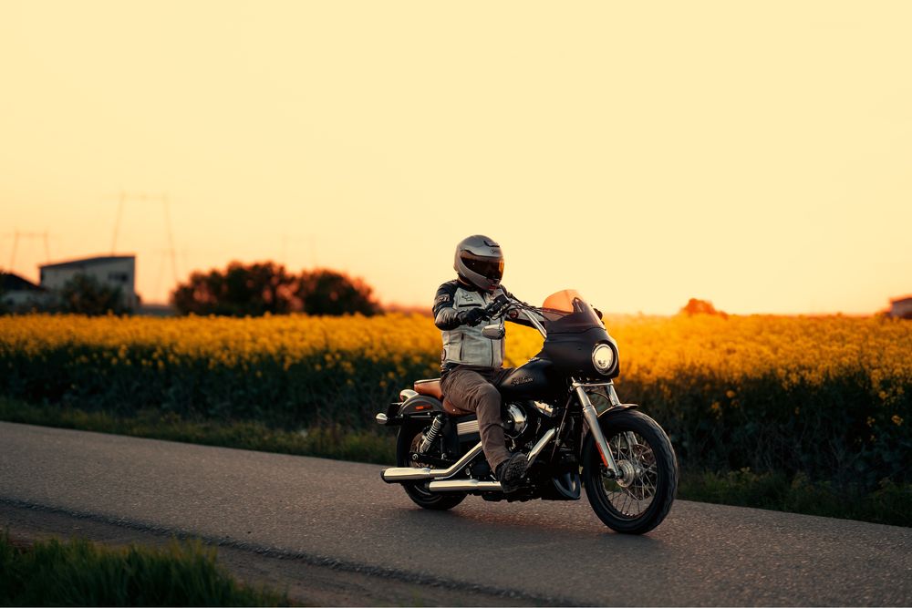 Harley Davidson Dyna Street Bob 2011 – 3100 km - ca nou