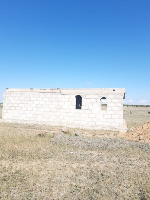 Недостроенный дом .Темиртау