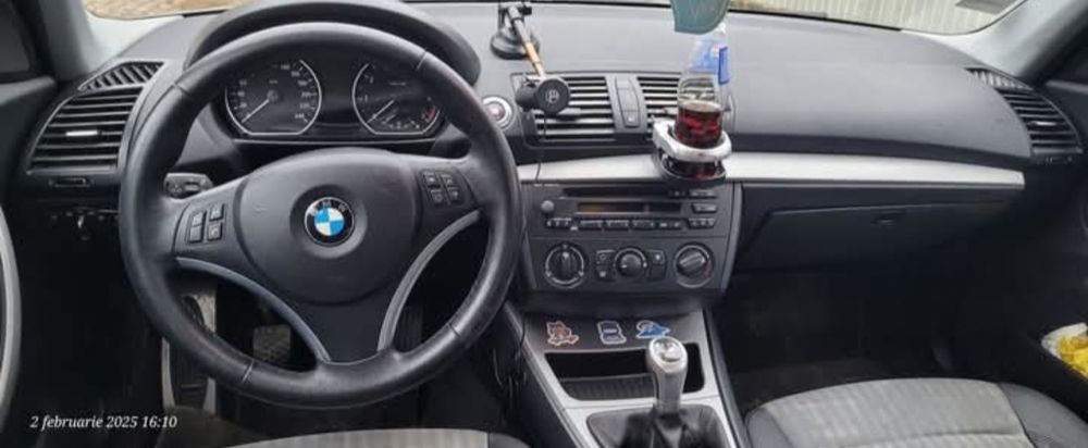 BMW  E87    116i