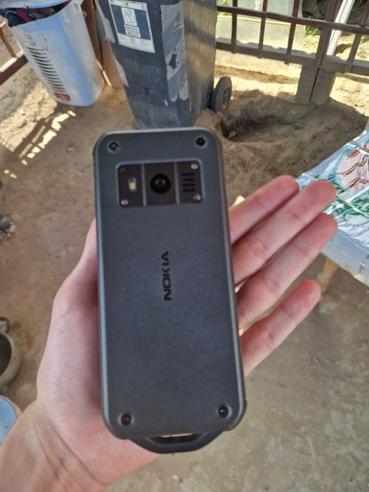 Nokia 800 Tough - Rugged Phone