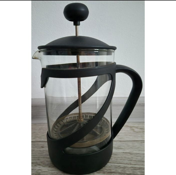 Чайник заварочный продам