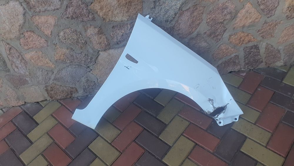 Крыло переднее правовое хундай