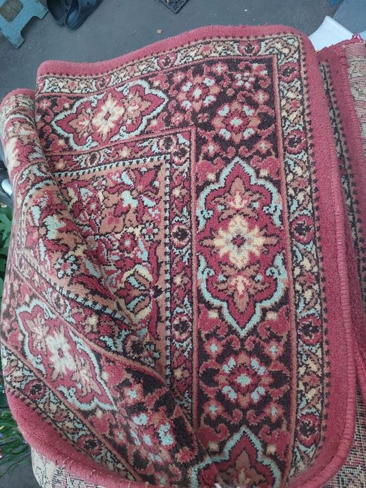 Продам ковры б/у и паласы.