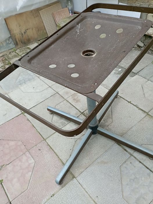 Подставка для телевизора металлические