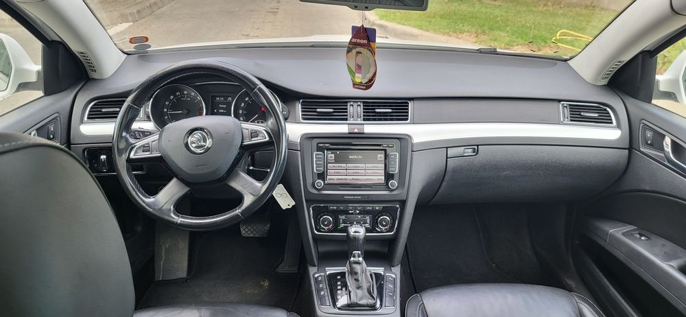 Scoda Superb automata  2013