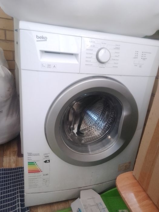 Продам стиральную машину