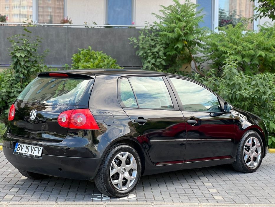 Volkswagen Golf 5 1.4 MPI | 2005 |  | Fără investiții