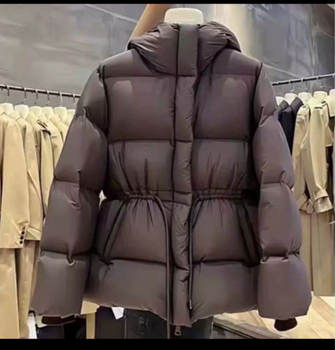 Продам куртки новые