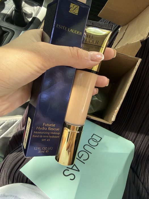 Фондьотен Estee Lauder
