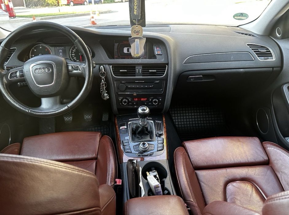 Audi A4 Limuzina din 2008, 2.0 TDI, 140 CP, pret negociabil - starea foarte buna, fara probleme.