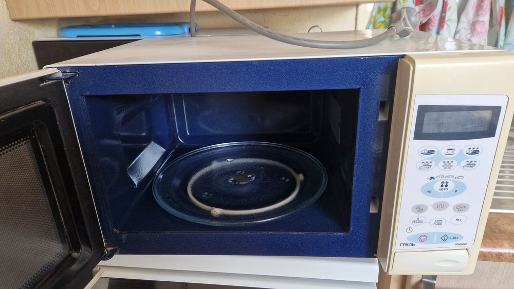 Печь микроволновая