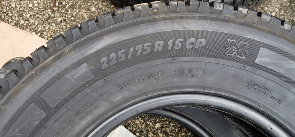 НОВИ 225 75 R16C Continental/Michelin