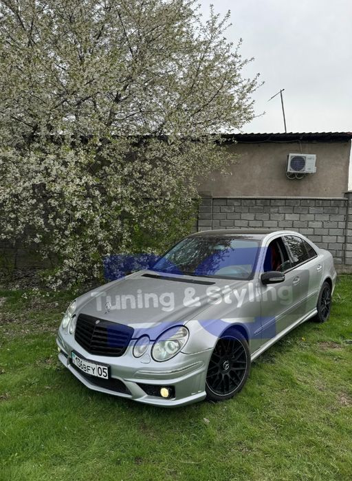 Губа AMG 6.3 Диффузор Бампер Пороги Мерседес w211