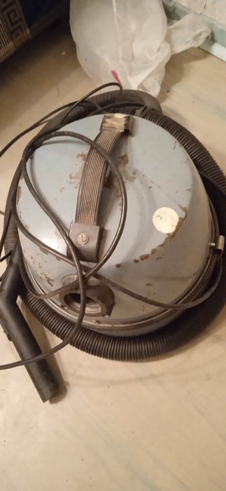 Пылесос СССР смотрите фото