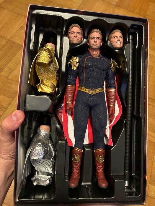 Pret REDUS - SooSooToys 1/6 Homelander HOT TOYS