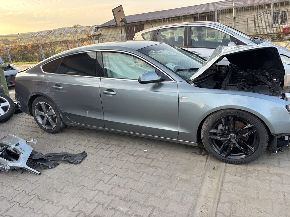 Audi A5 Usa bara spate haion motor 2.0 TdI Audi A5